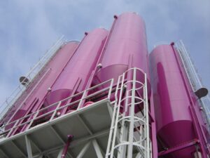 SATECMA celebra 50 años de innovación con soluciones tecnológicas al servicio de la construcción, la agricultura y la industria